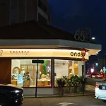 Zoom Hotel