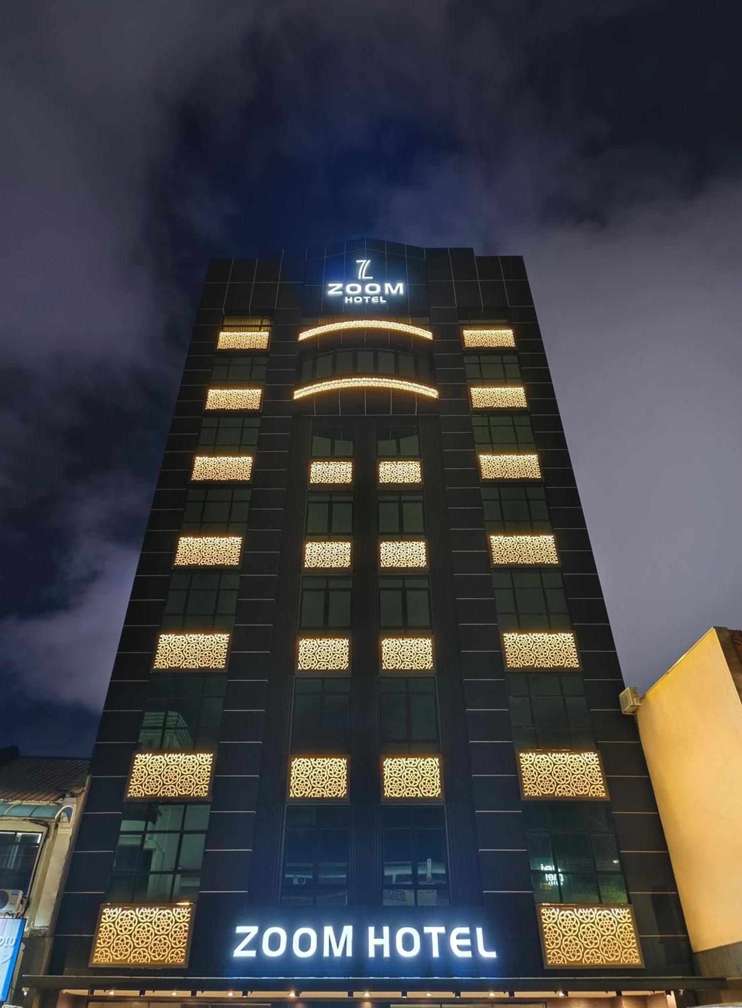 Zoom Hotel